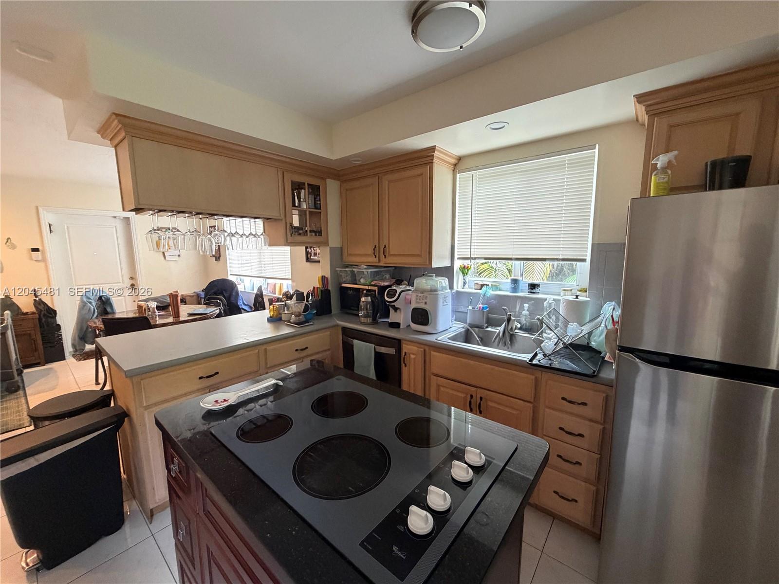 2862 Southwest 38th Avenue, Unit BACK Miami, FL 33134 - Photo 3 of 11