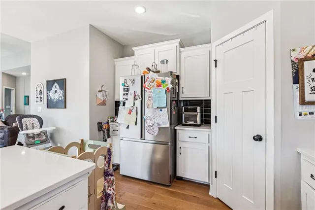 $380,000 | 409 Lilly Lane, Liberty, MO 64068