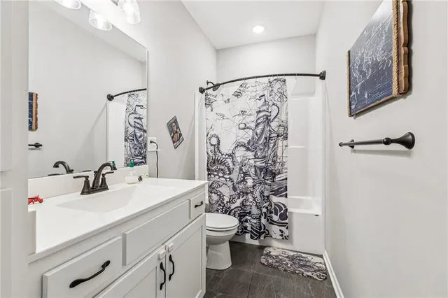 $380,000 | 409 Lilly Lane, Liberty, MO 64068