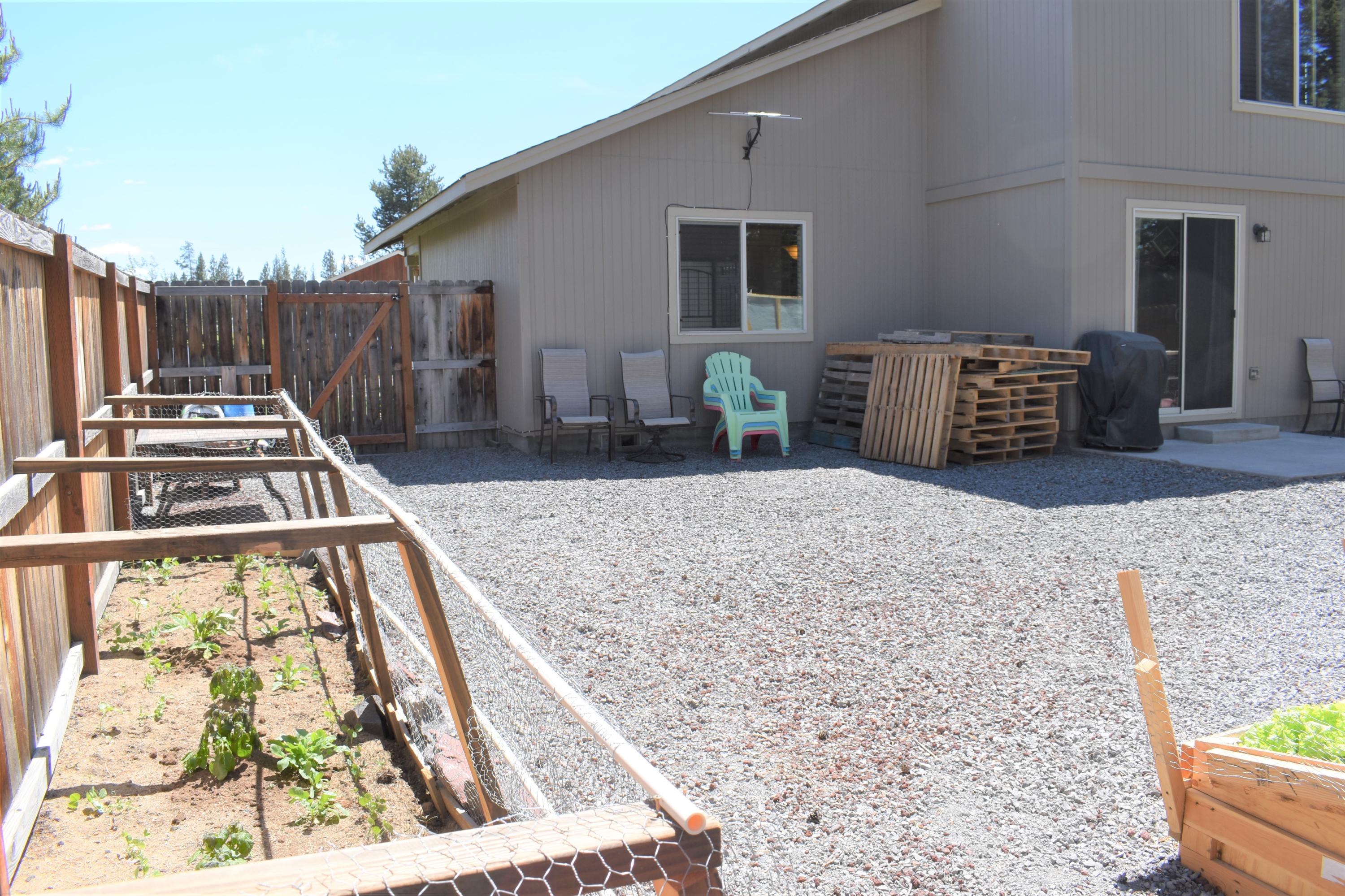 16464 Riley Drive La Pine, OR 97739 - Photo 39 of 43 16464 riley back yard 29