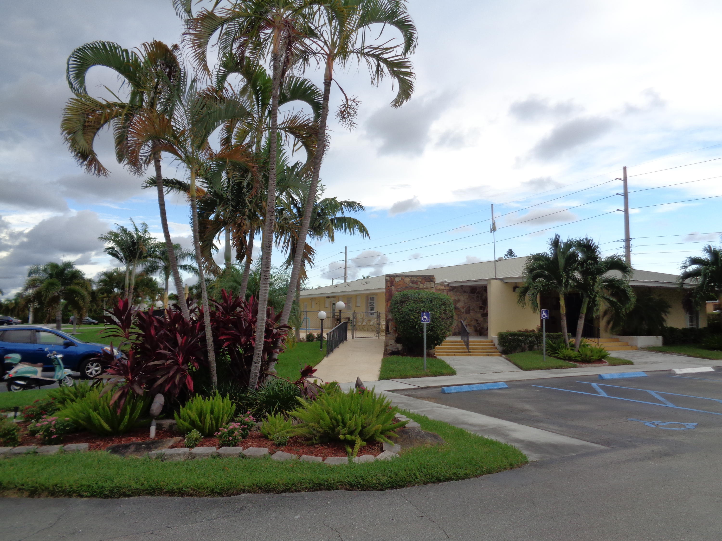 3331 Valley Road, Unit B Boynton Beach, FL 33435 - Photo 19 of 19 Clubhouse