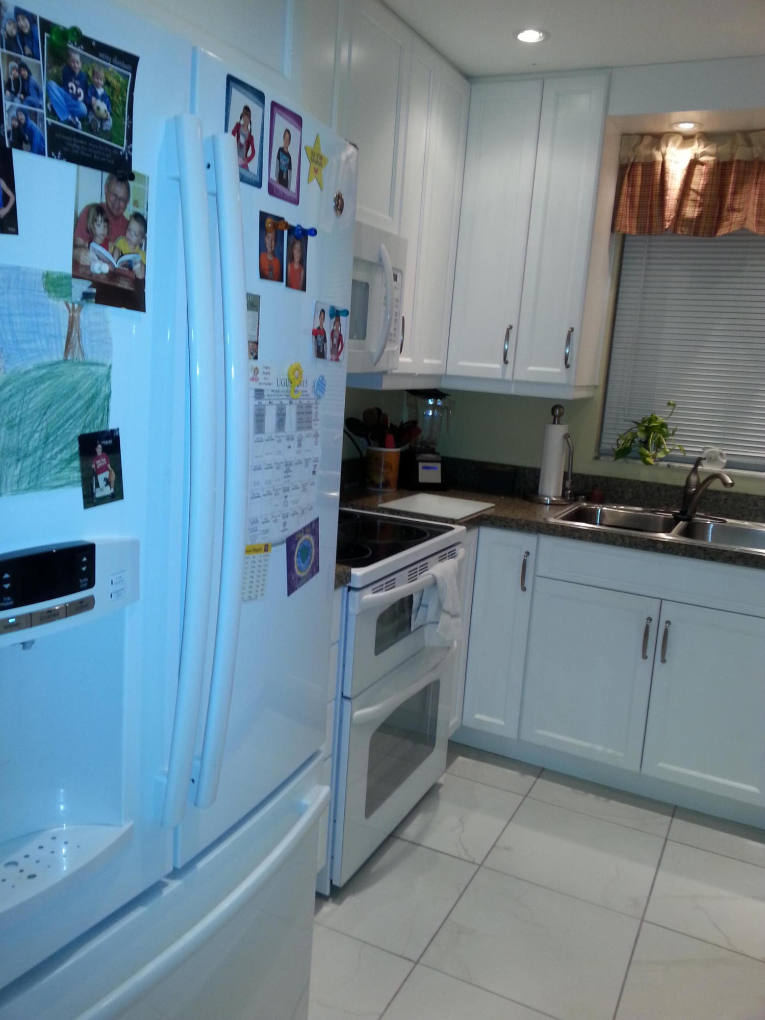 3331 Valley Road, Unit B Boynton Beach, FL 33435 - Photo 6 of 19 What's cooking ?