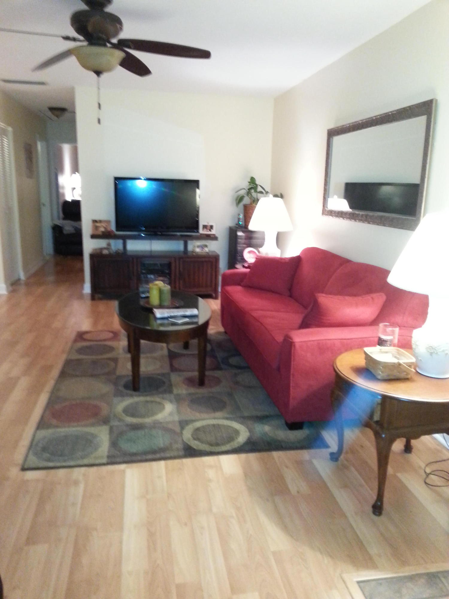 3331 Valley Road, Unit B Boynton Beach, FL 33435 - Photo 7 of 19 Living room