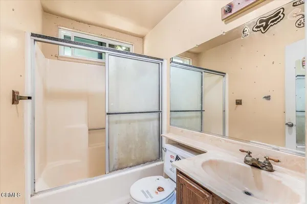 $849,900 | 1061 Gill Avenue, Port Hueneme, CA 93041