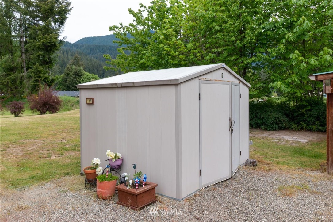 119 Gharet Road East Randle, WA 98377 - Photo 22 of 37 Gallery Image 22