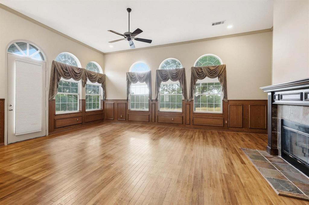 205 Whitworth Road Whitewright, TX 75491 - Photo 16 of 40 Gallery Image 16