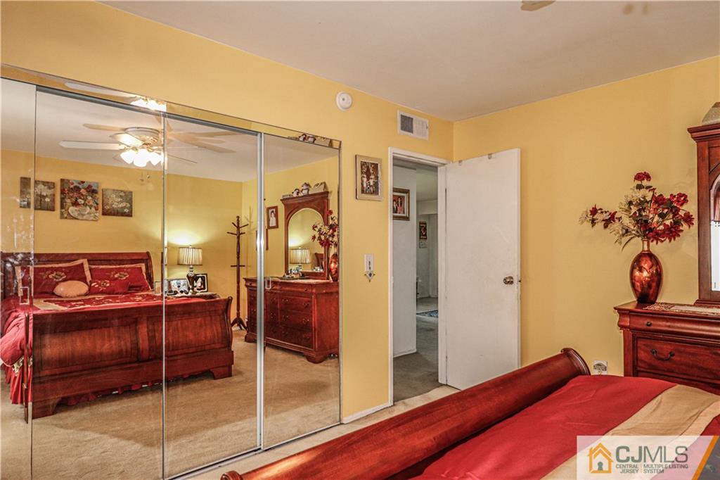 199 Evergreen Road, Unit 12B Edison, NJ 08837 - Photo 20 of 27 Gallery Image 20