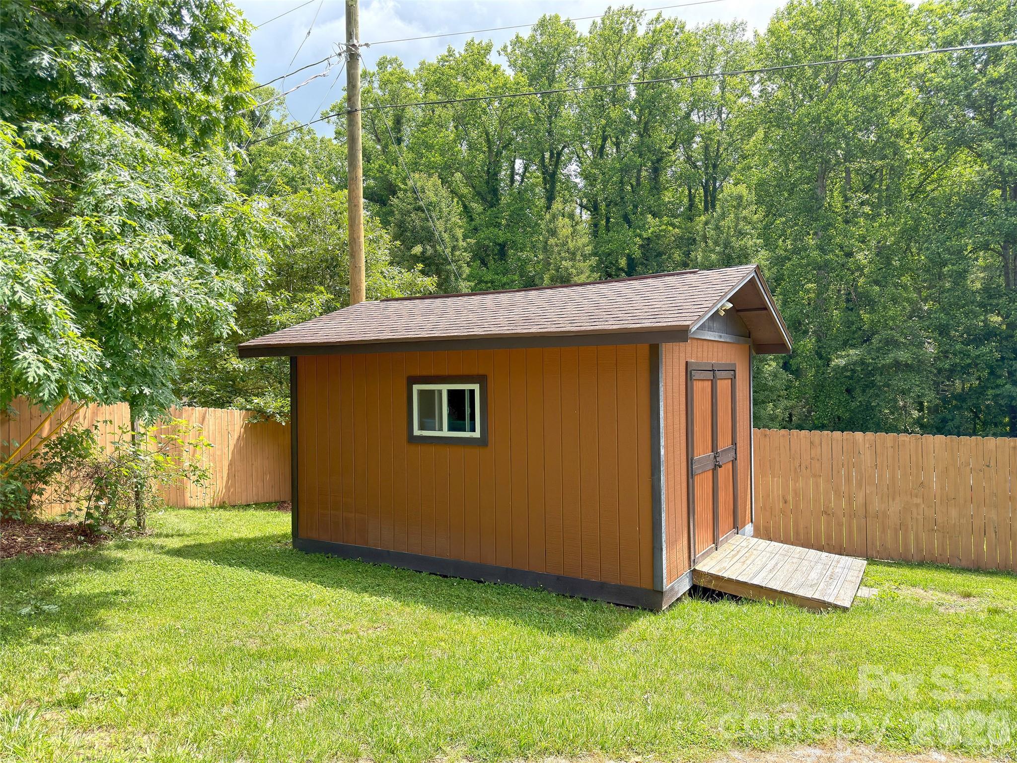 22 McMinn Road Hendersonville, NC 28792 - Photo 33 of 38