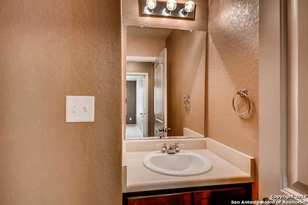 $1,950 | 11722 Caraway Hill, San Antonio, TX 78245