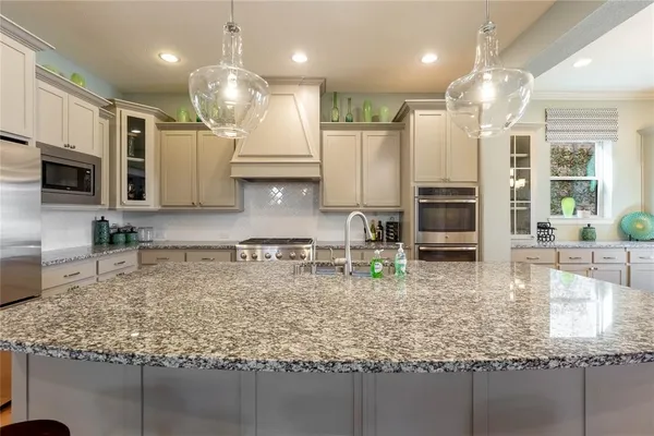 $4,500 | 1016 Peacock Boulevard, Carrollton, TX 75007