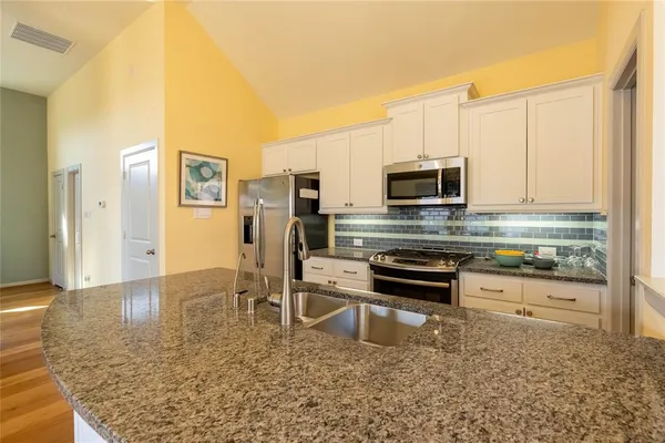 $4,500 | 1016 Peacock Boulevard, Carrollton, TX 75007