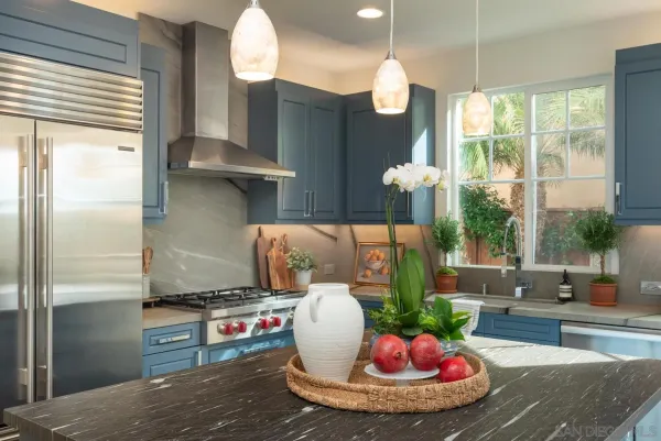 $10,800 | 409 North Cedros Avenue, Solana Beach, CA 92075