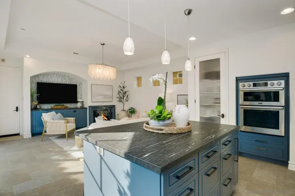 $10,800 | 409 North Cedros Avenue, Solana Beach, CA 92075