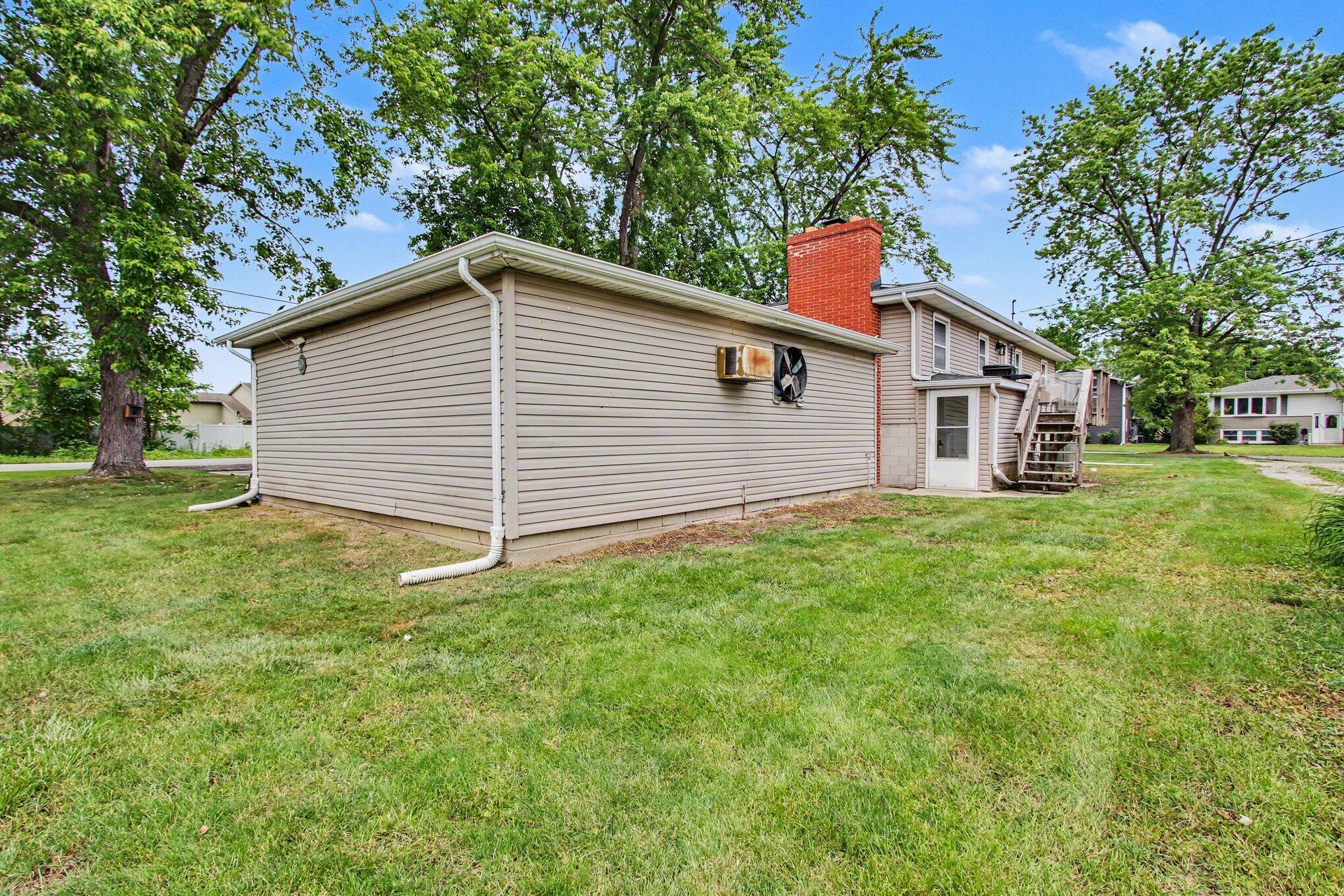 1033 South Decatur Street Hobart, IN 46342 - Photo 26 of 26 2038x1359