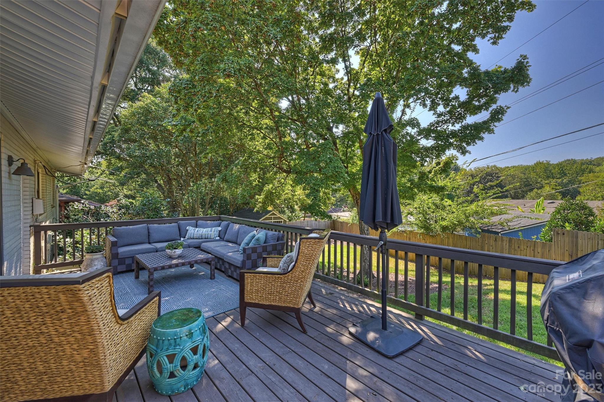 714 Brockbank Road Charlotte, NC 28209 - Photo 34 of 38 a view of a patio with furniture