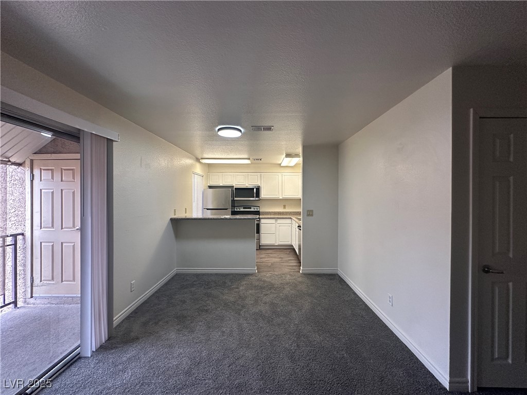 5317 Indian River Drive, Unit 292 Las Vegas, NV 89103 - Photo 5 of 17