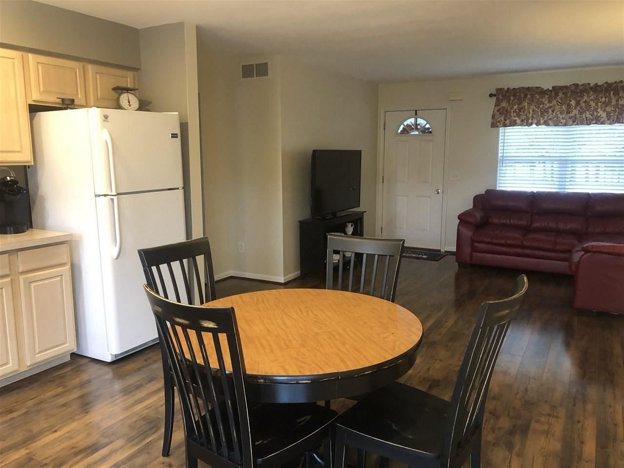 8090 Morrish Road Flushing, MI 48433 - Photo 6 of 41 21489219-5.JPG