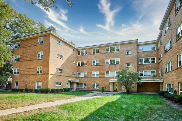 $1,750 | 2609 West Fitch Avenue, Unit 3E, Chicago, IL 60645