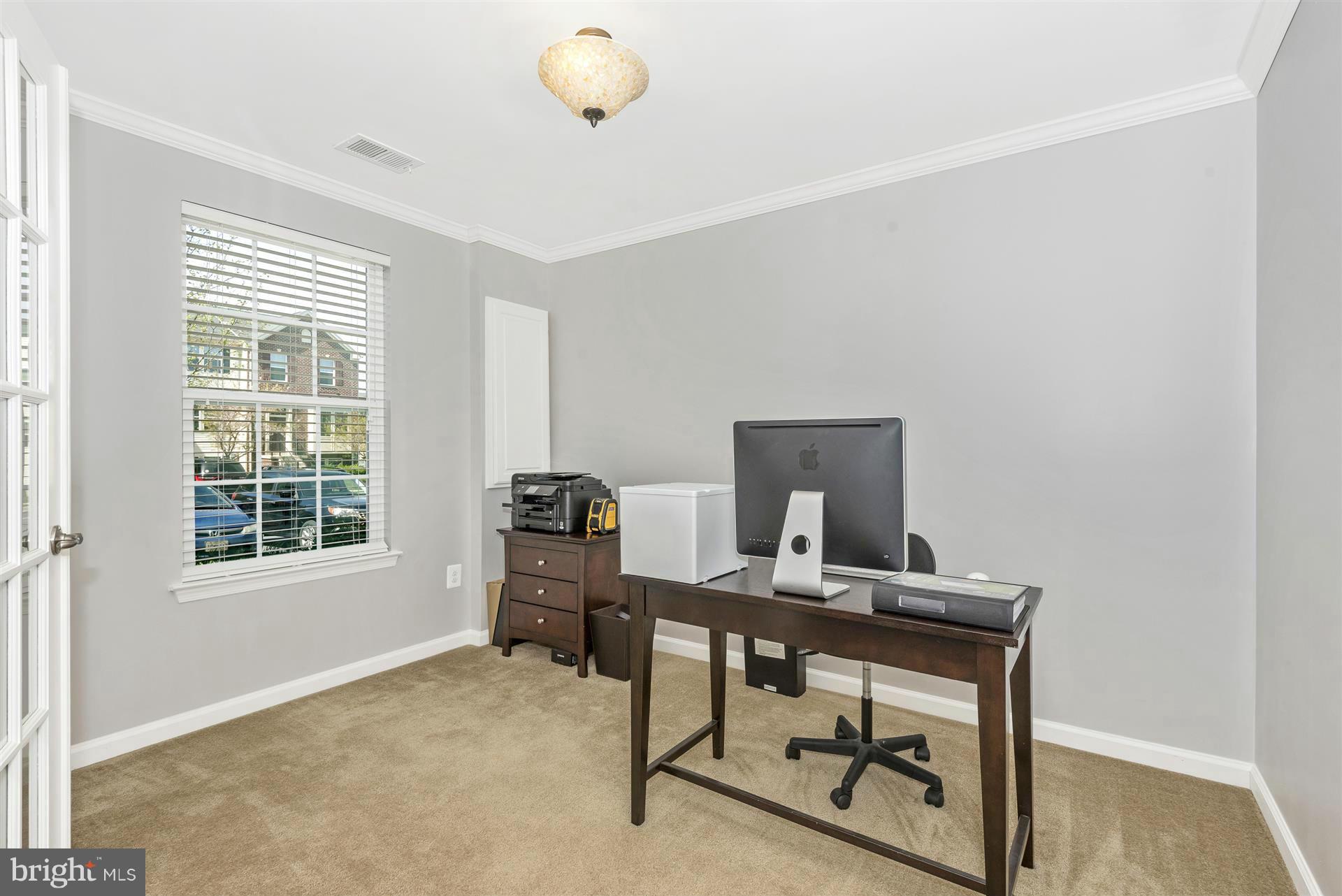 2073 Spring Run Circle Frederick, MD 21702 - Photo 2 of 30 Office