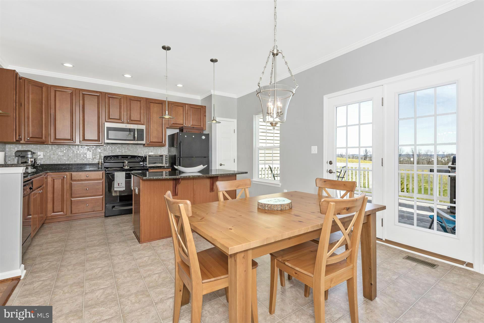 2073 Spring Run Circle Frederick, MD 21702 - Photo 9 of 30 Dining
