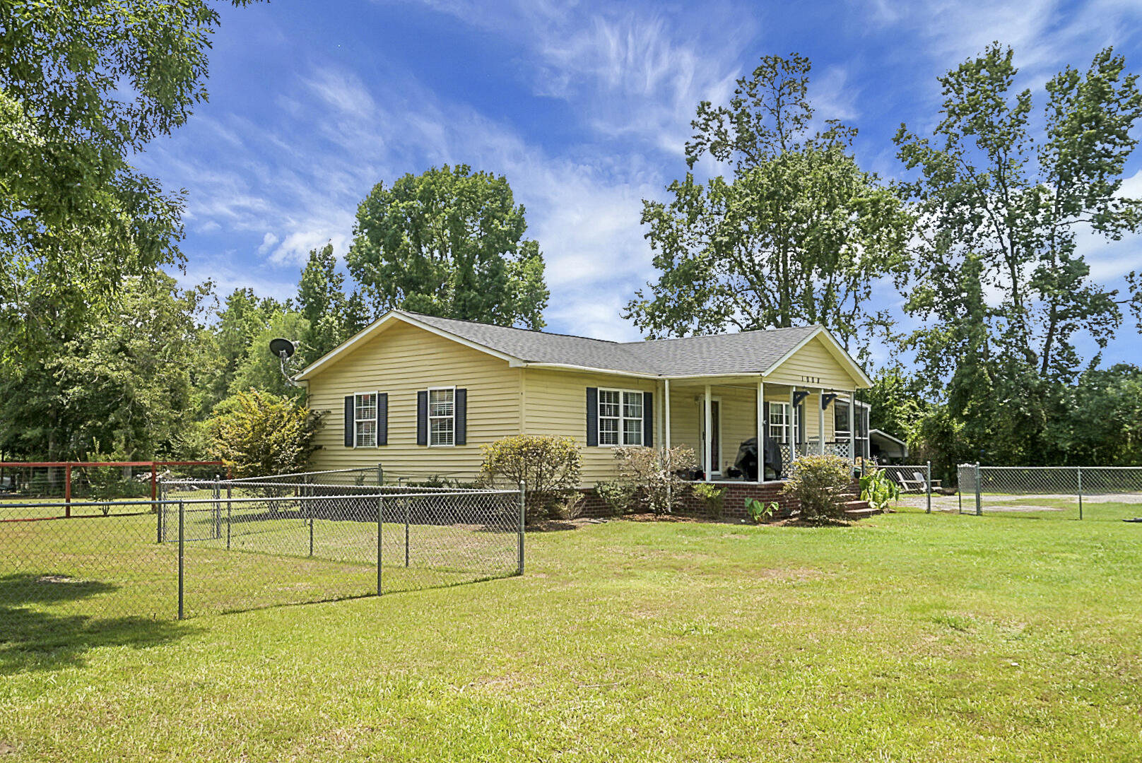 1008 Peaceful Woods Road St. Stephen, SC 29479 - Photo 13 of 41 DSC07619