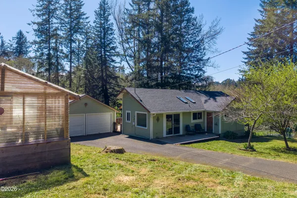 $412,000 | 258 Neal Loop, Toledo, OR 97391