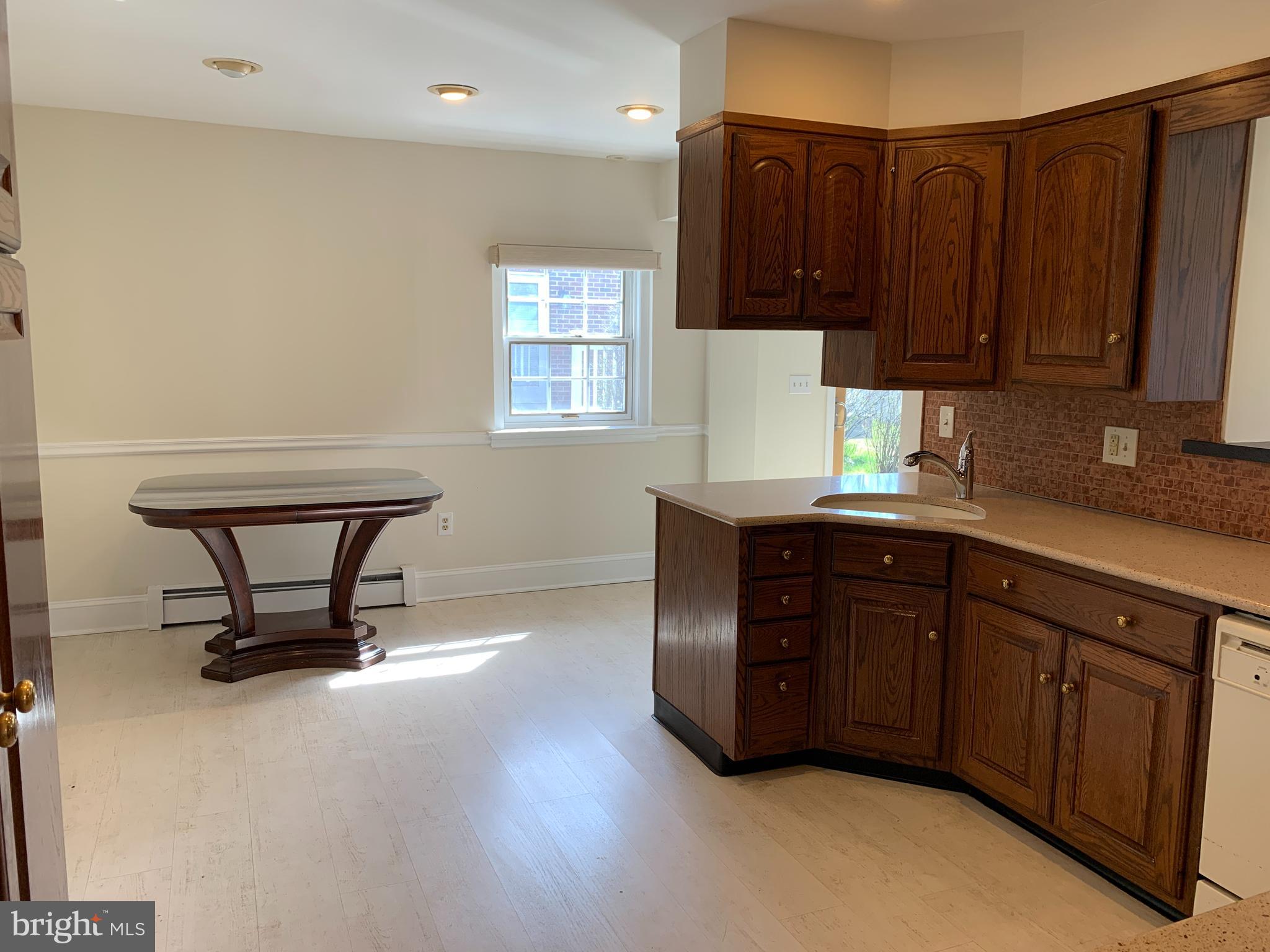 116 Treaty Road Drexel Hill, PA 19026 - Photo 12 of 48 Gallery Image 12