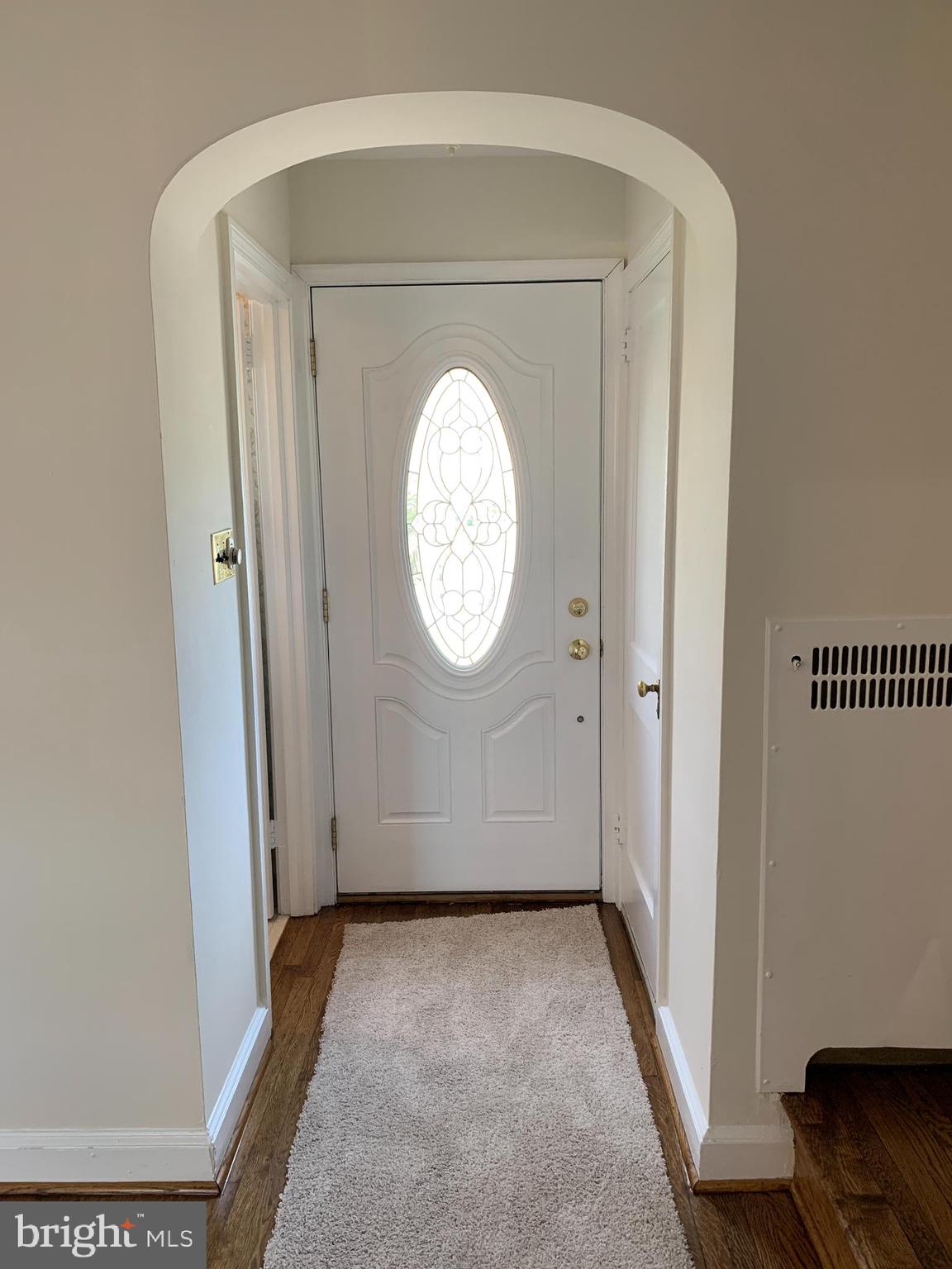 116 Treaty Road Drexel Hill, PA 19026 - Photo 4 of 48 Entry Foyer