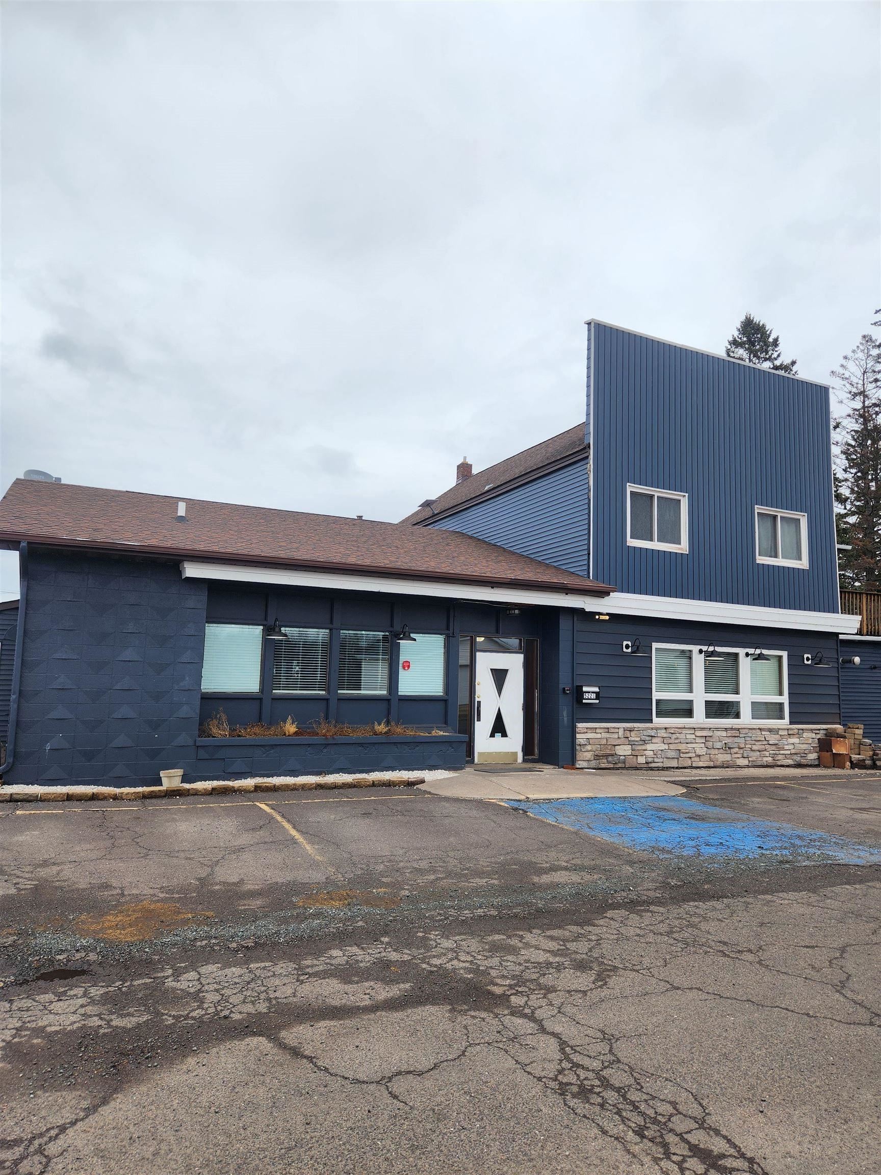 5221 East 4th Street Superior, WI 54880 - Photo 1 of 12