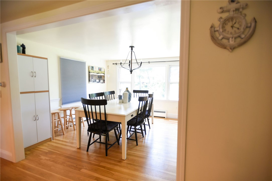 47 Benefit Road South Kingstown, RI 02879 - Photo 11 of 46
