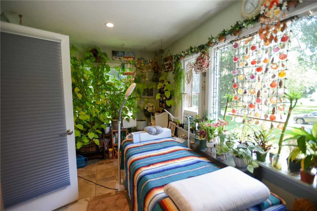 47 Benefit Road South Kingstown, RI 02879 - Photo 13 of 46