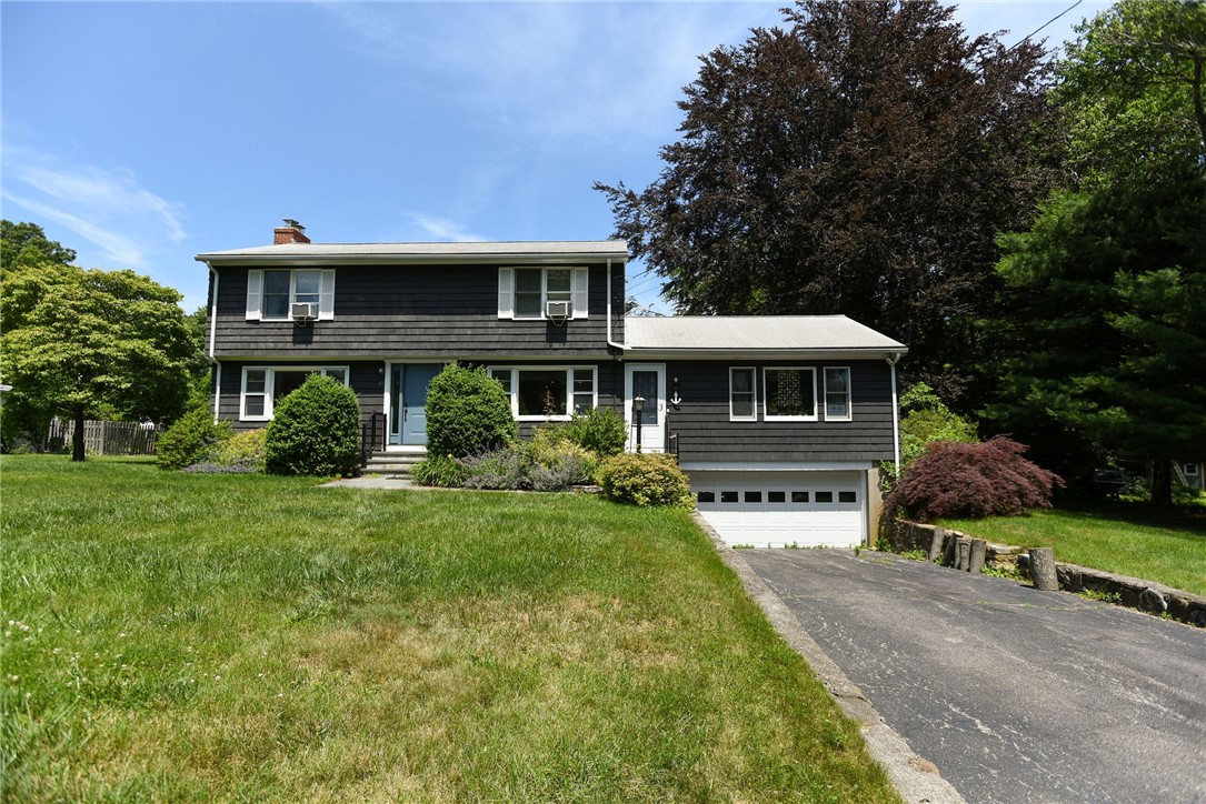 47 Benefit Road South Kingstown, RI 02879 - Photo 2 of 46