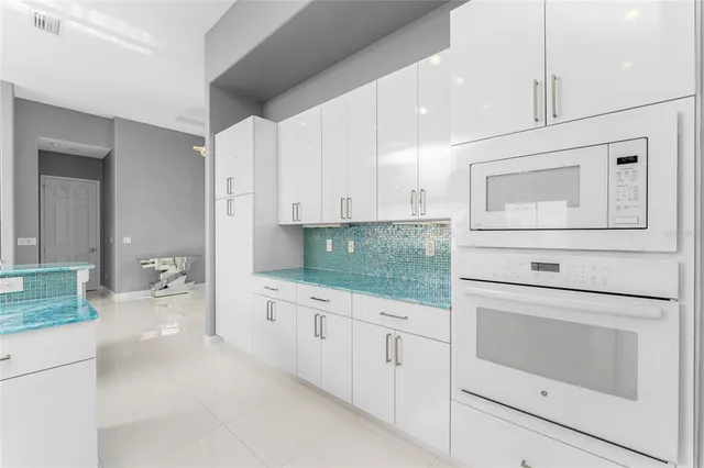 $650,000 | 14344 Amestoy Avenue, Port Charlotte, FL 33981