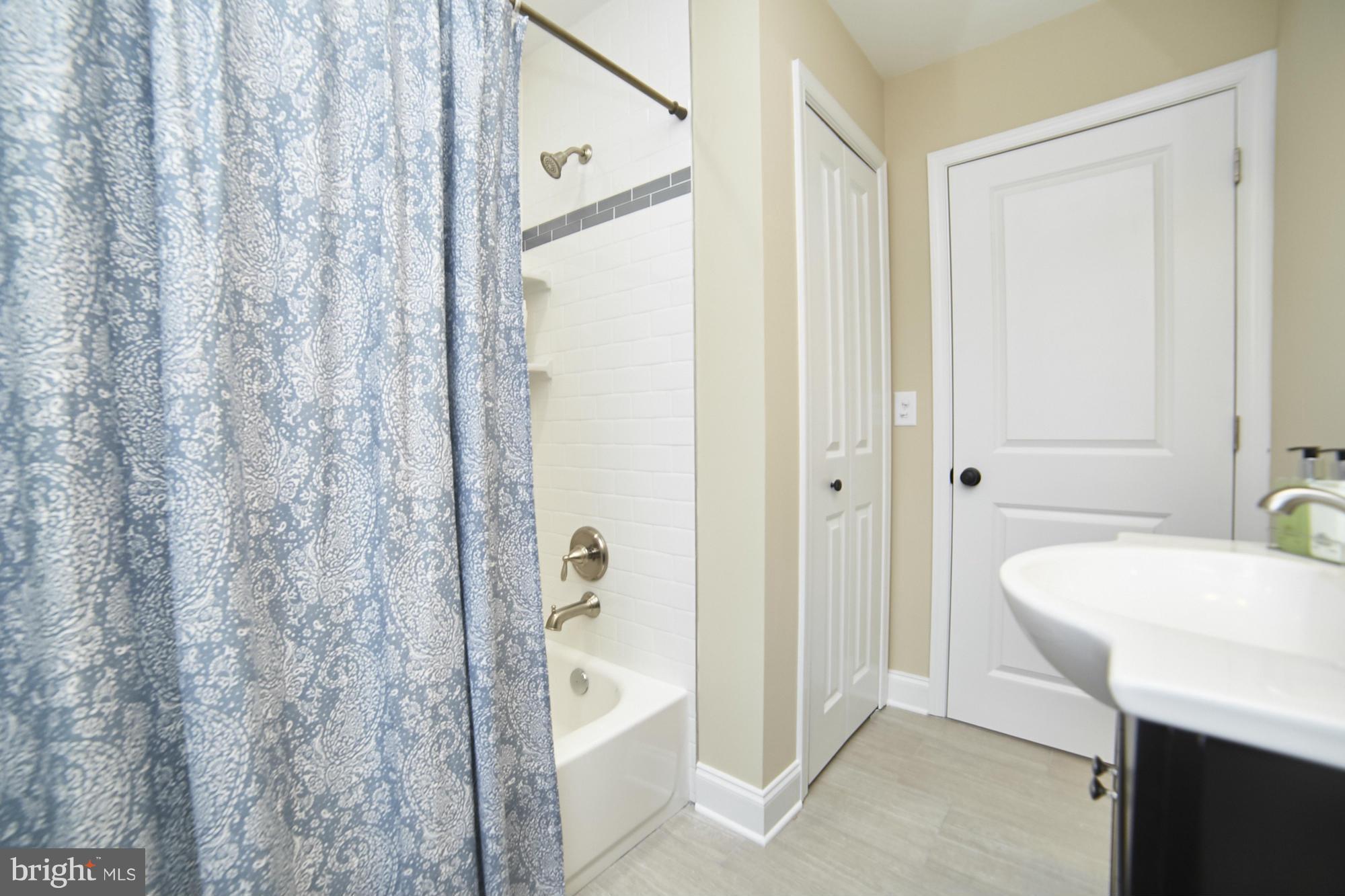 1125 Hollen Road Baltimore, MD 21239 - Photo 22 of 30 Bath