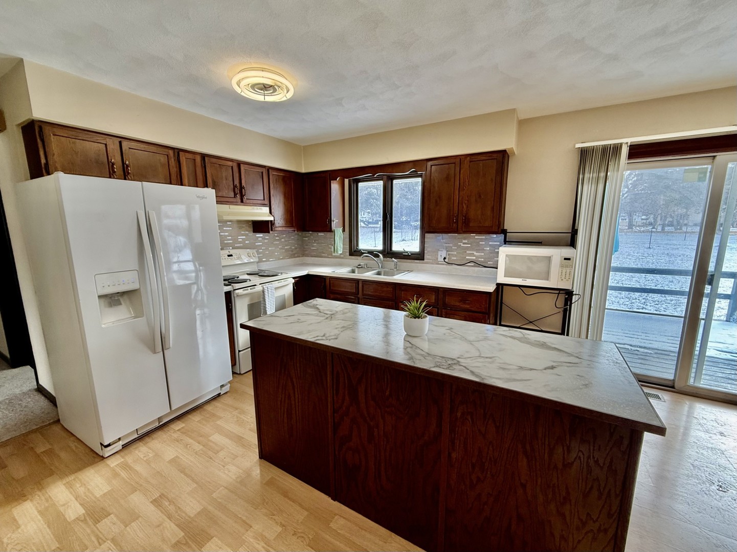 414 East Main Street Toulon, IL 61483 - Photo 11 of 39