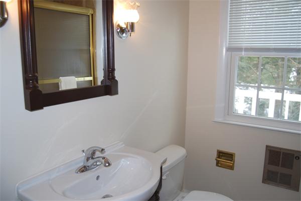 6 Harbell Street Lexington, MA 02421 - Photo 11 of 25