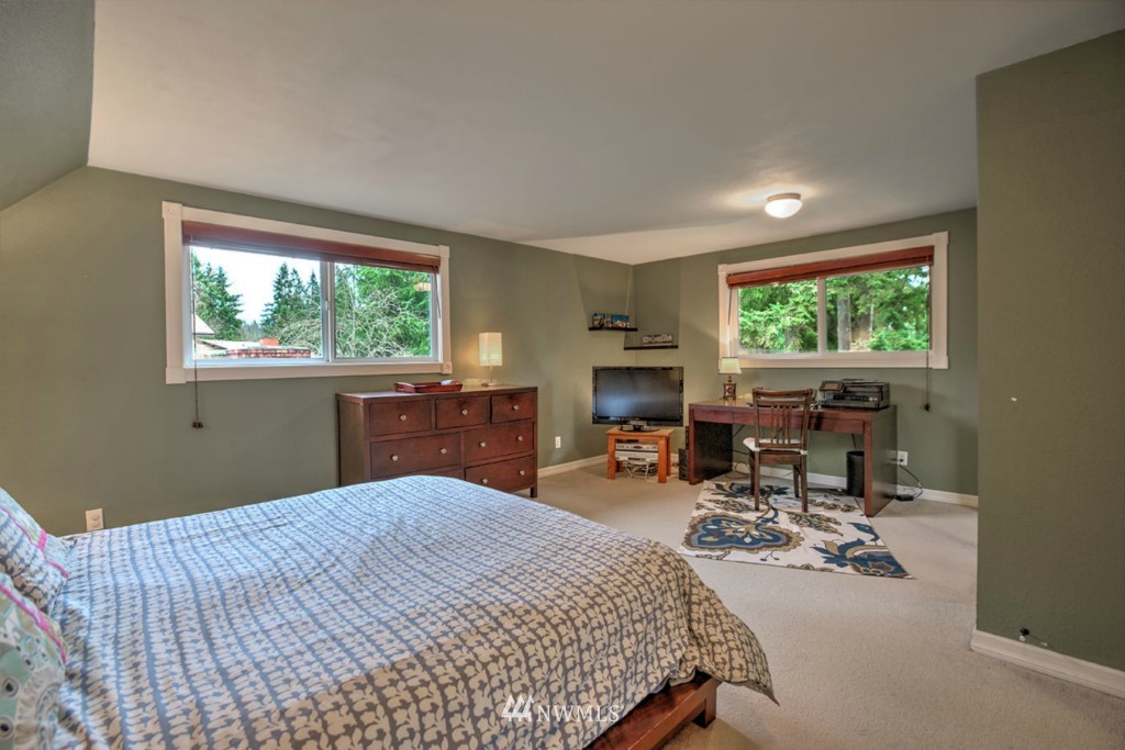 14651 Southeast 140th Place Renton, WA 98059 - Photo 11 of 15 Gallery Image 11