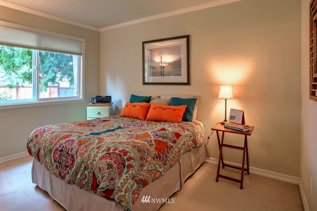 14651 Southeast 140th Place Renton, WA 98059 - Photo 7 of 15 Gallery Image 7