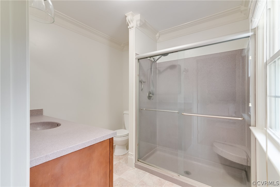 4616 Ladysmith Road Ruther Glen, VA 22546 - Photo 22 of 44 a bathroom with a bathtub