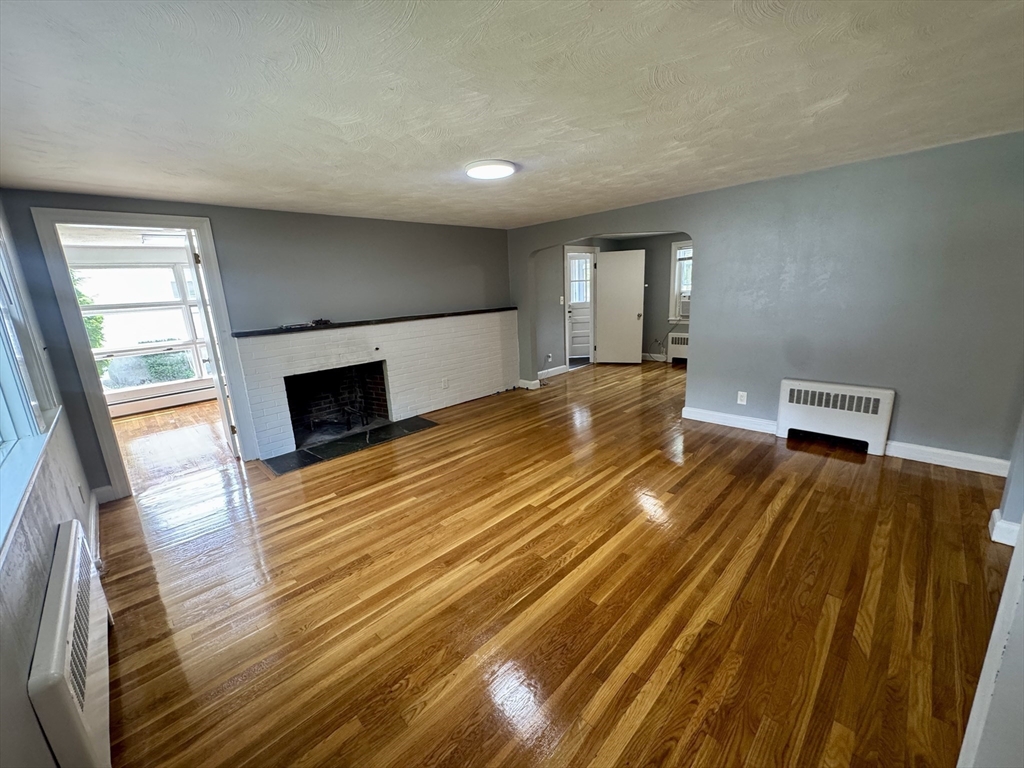 89 Stanley Road, Unit SF Waban, MA 02468 - Photo 8 of 36