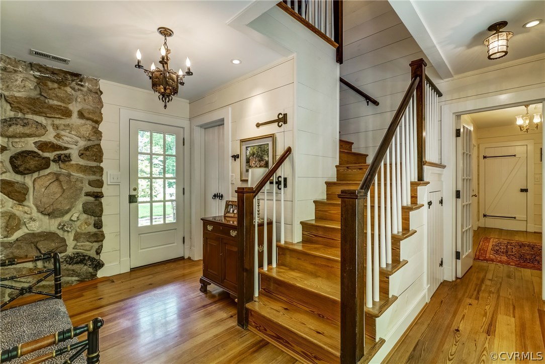 207 Wood Road Henrico, VA 23229 - Photo 2 of 50 Foyer used as main entrance