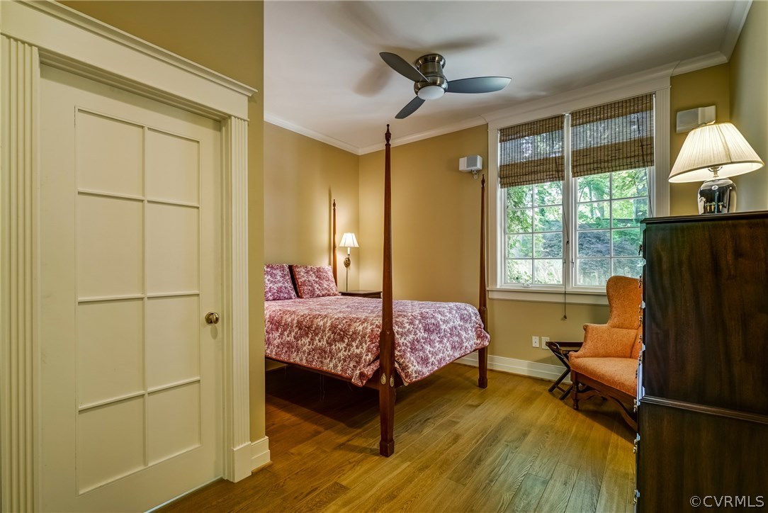 207 Wood Road Henrico, VA 23229 - Photo 40 of 50 Conservatory bedroom with columned closet, additio
