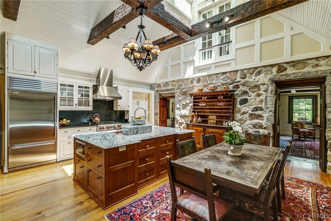 207 Wood Road Henrico, VA 23229 - Photo 7 of 50 Gourmet kitchen complete with a 36" Wolf stove, su