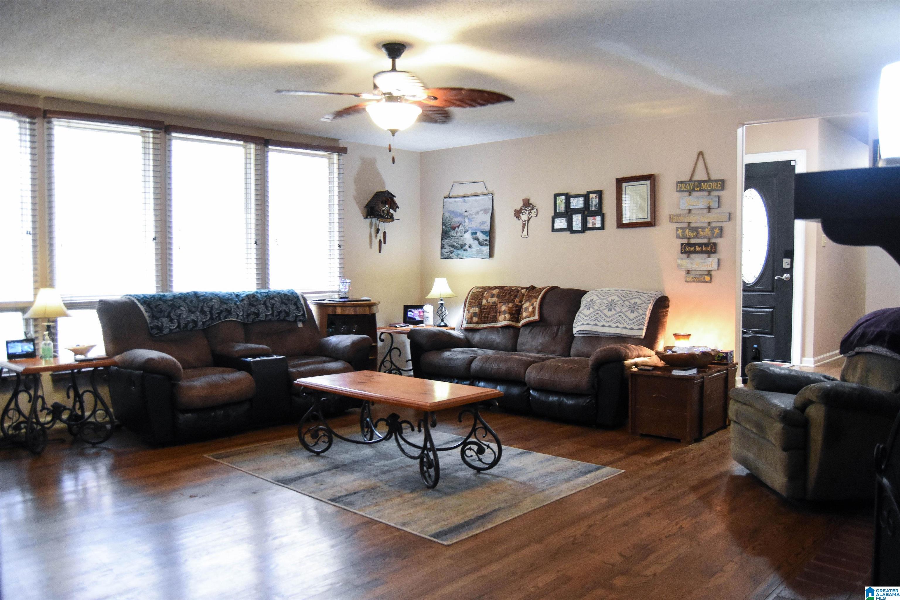 1330 Ridgely Drive Anniston, AL 36207 - Photo 8 of 58