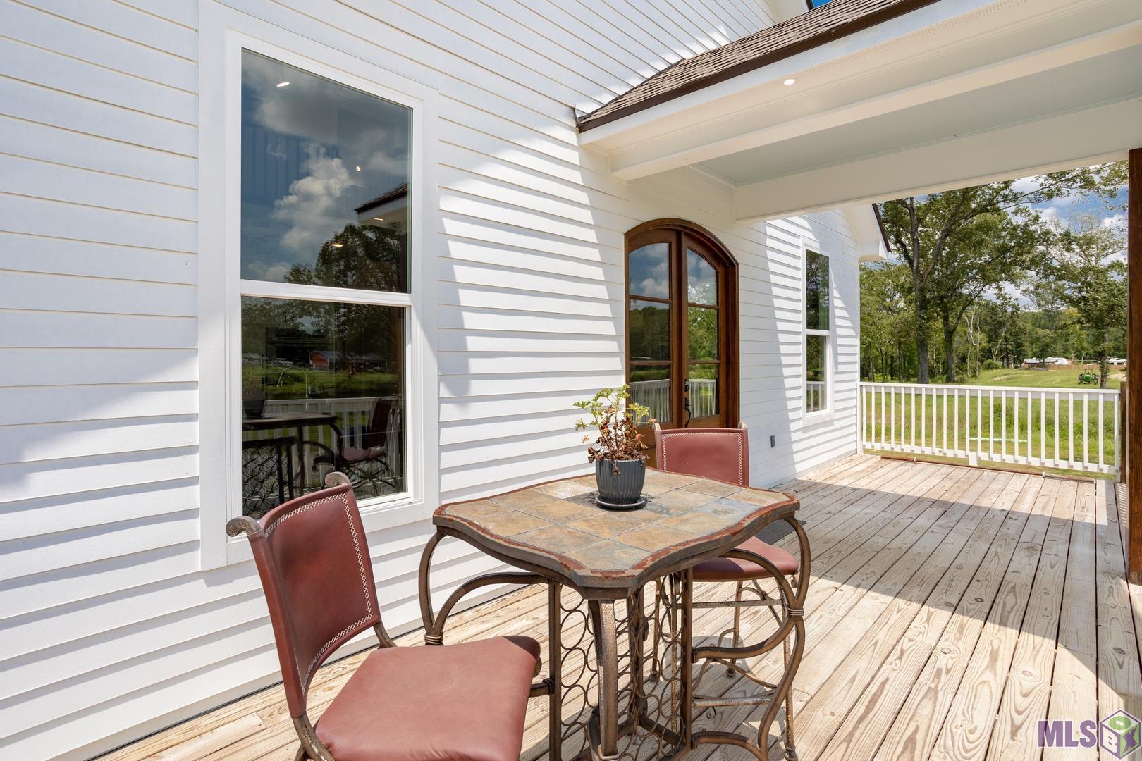 41226 Ville Marie Road Prairieville, LA 70769 - Photo 3 of 25 Gallery Image 3