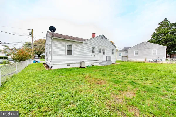 $2,350 | 919 Carroll Avenue, Laurel, MD 20707
