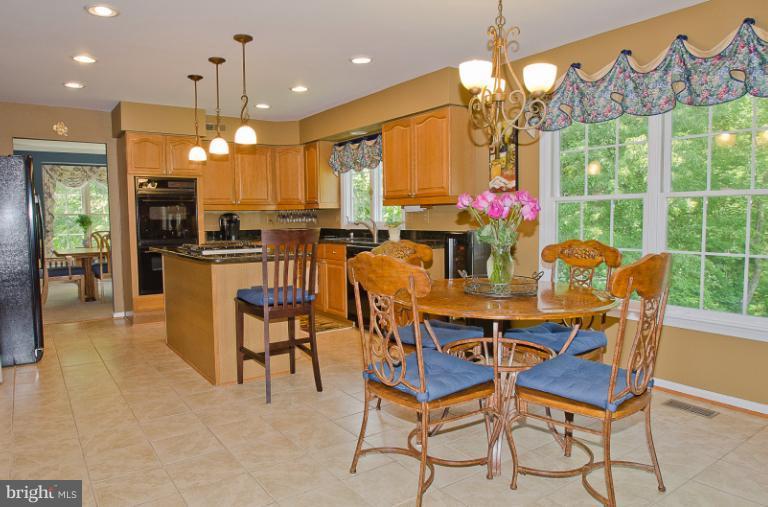 8554 Hooes Road Springfield, VA 22153 - Photo 2 of 26 Kitchen