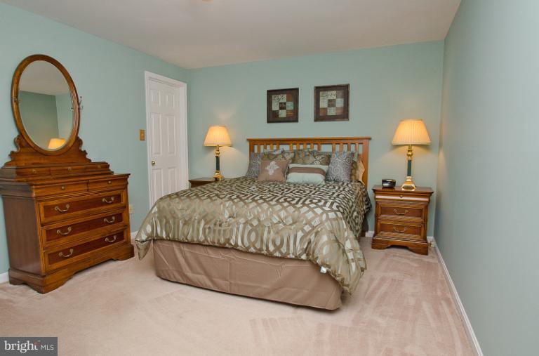 8554 Hooes Road Springfield, VA 22153 - Photo 18 of 26 Bedroom (Master)