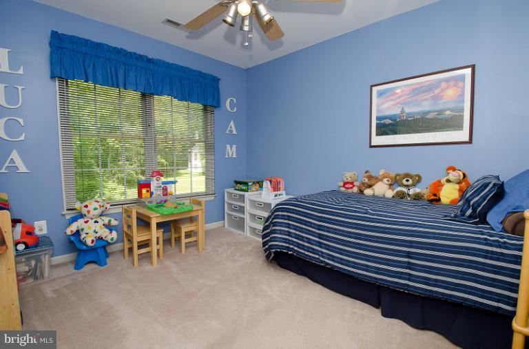 8554 Hooes Road Springfield, VA 22153 - Photo 6 of 26 Bedroom