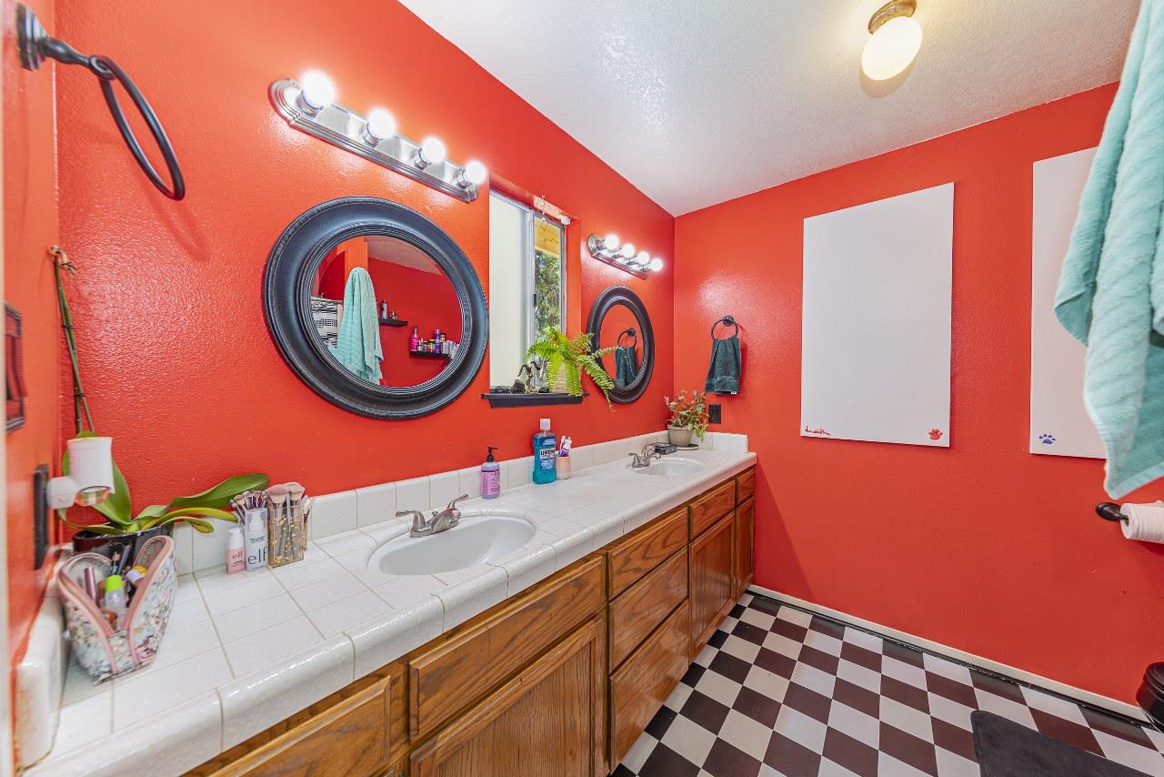 31548 Delaware Road Coarsegold, CA 93614 - Photo 27 of 46 Gallery Image 27